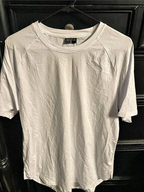 LETAOTAO Short Sleeve White T-Shirt NWT